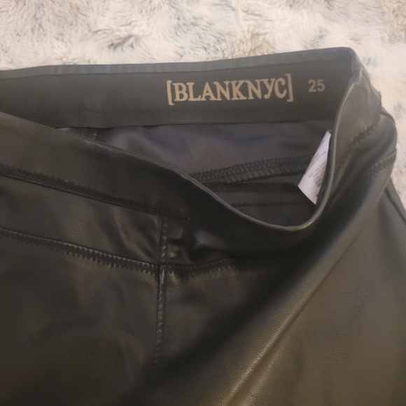 BLANK NYC faux (vegan) leather leggings, size 25 - Picture 2 of 3